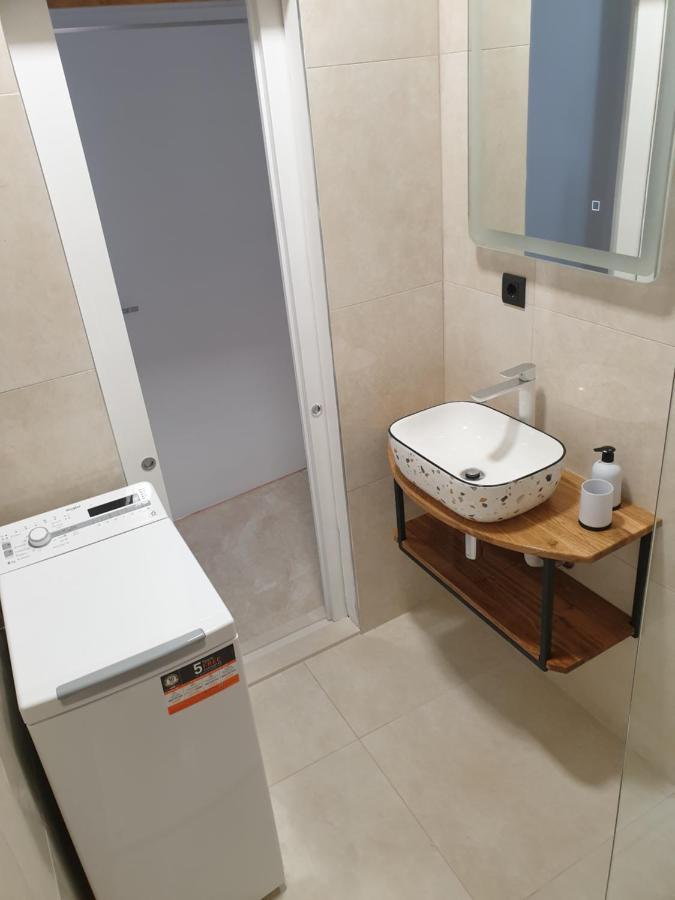 Apartments Gabi Омиш Экстерьер фото