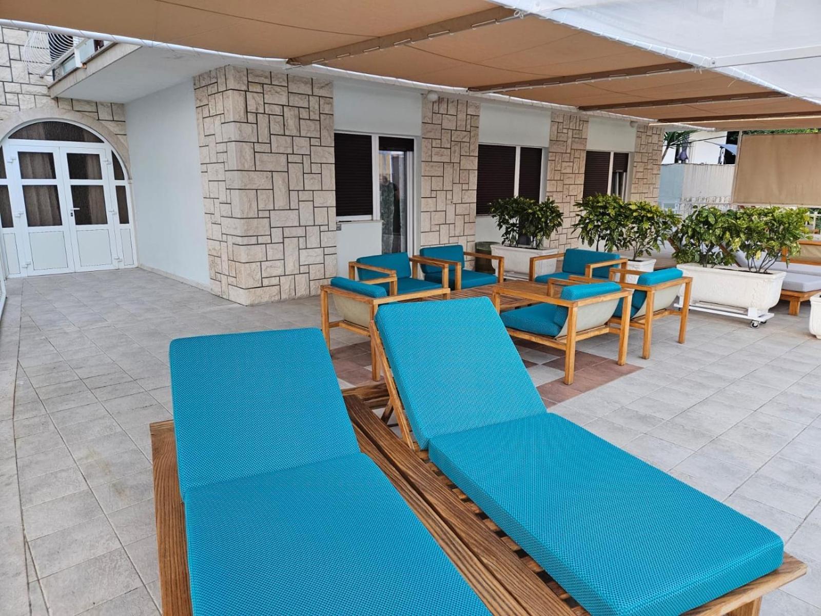 Apartments Gabi Омиш Экстерьер фото